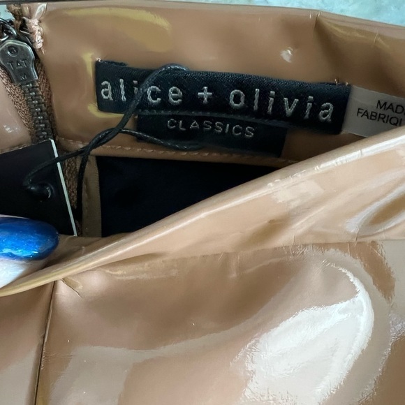 ALICE + OLIVIA MADDOX VEGAN LATEX LEGGING - Picture 11 of 16